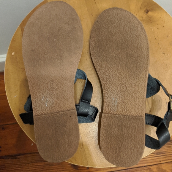 Mossimo Women's Black Sandals - Picture 3 of 3